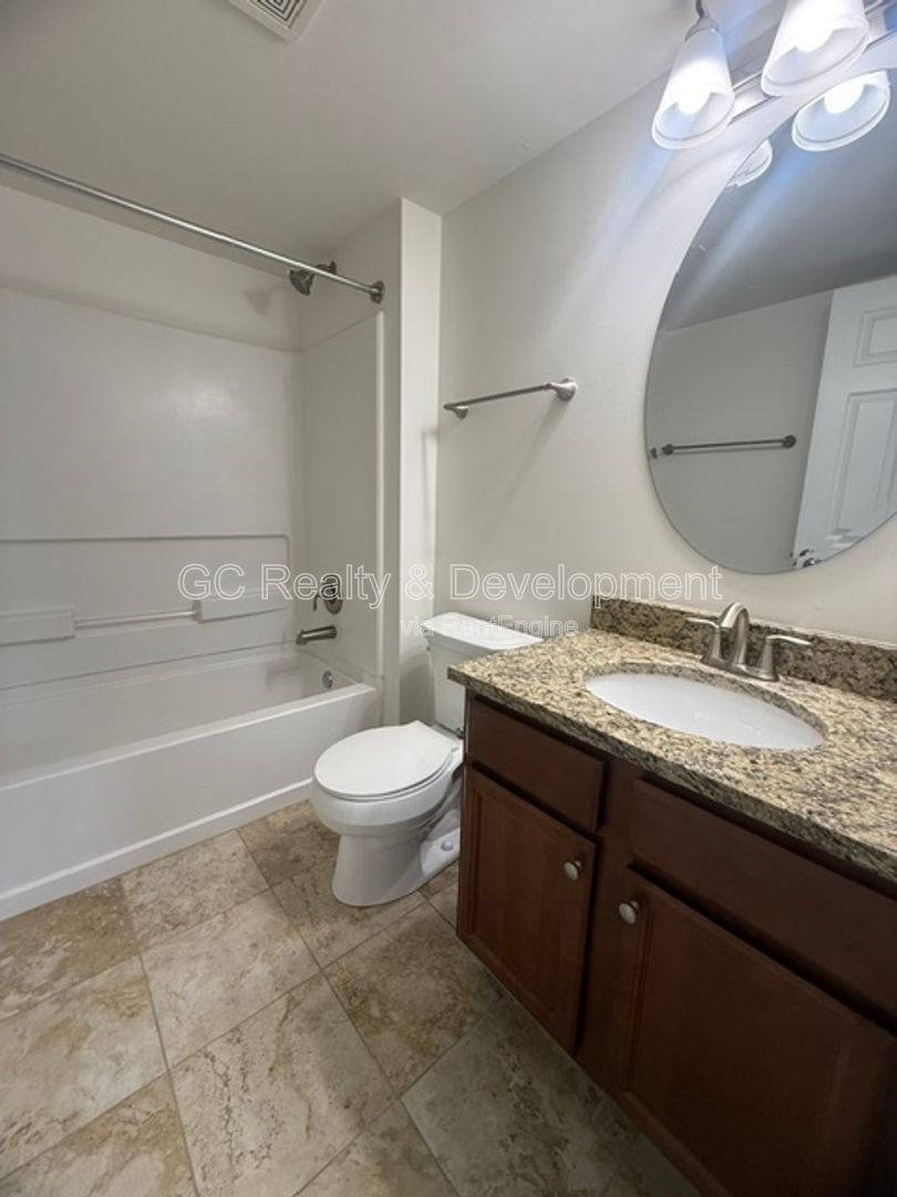*** 2BDRM - 2BTH TOWNHOME IN TUSCANY WOODS / LOFT + FINISHED LOWER LEVEL | PET FRIENDLY property image