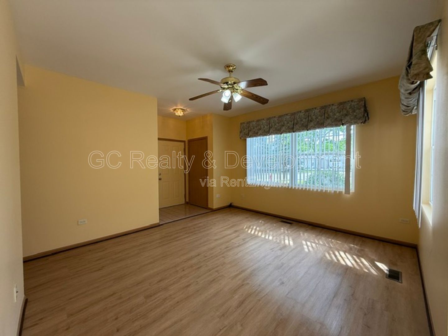 *** DEL WEBB LIFESTYLE / 2 BDRM / IN UNIT LAUNDRY / ATTACHED GARAGE / APPL INCLUDED *** property image