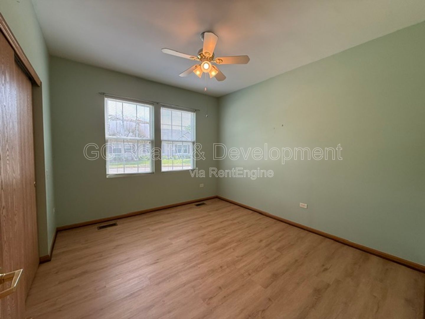 *** DEL WEBB LIFESTYLE / 2 BDRM / IN UNIT LAUNDRY / ATTACHED GARAGE / APPL INCLUDED *** property image