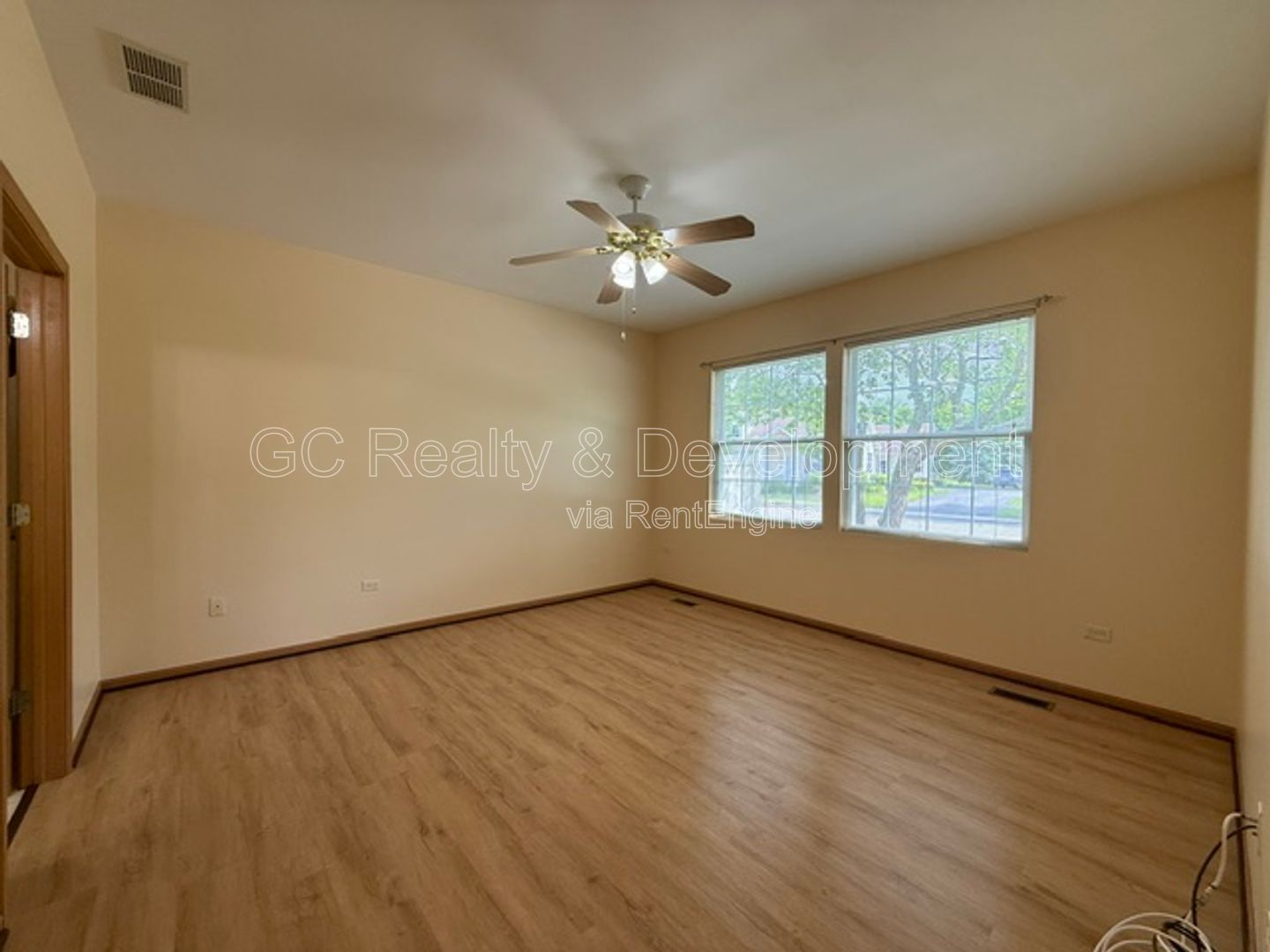 *** DEL WEBB LIFESTYLE / 2 BDRM / IN UNIT LAUNDRY / ATTACHED GARAGE / APPL INCLUDED *** property image
