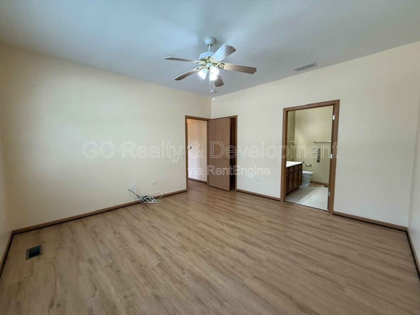 *** DEL WEBB LIFESTYLE / 2 BDRM / IN UNIT LAUNDRY / ATTACHED GARAGE / APPL INCLUDED *** property image
