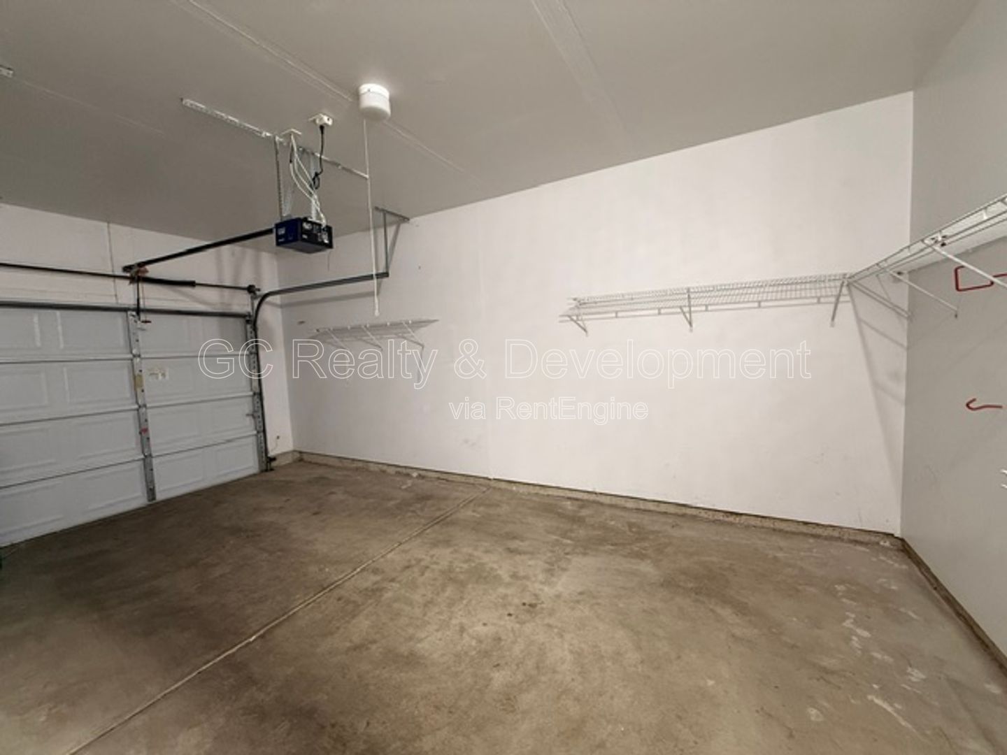 *** DEL WEBB LIFESTYLE / 2 BDRM / IN UNIT LAUNDRY / ATTACHED GARAGE / APPL INCLUDED *** property image
