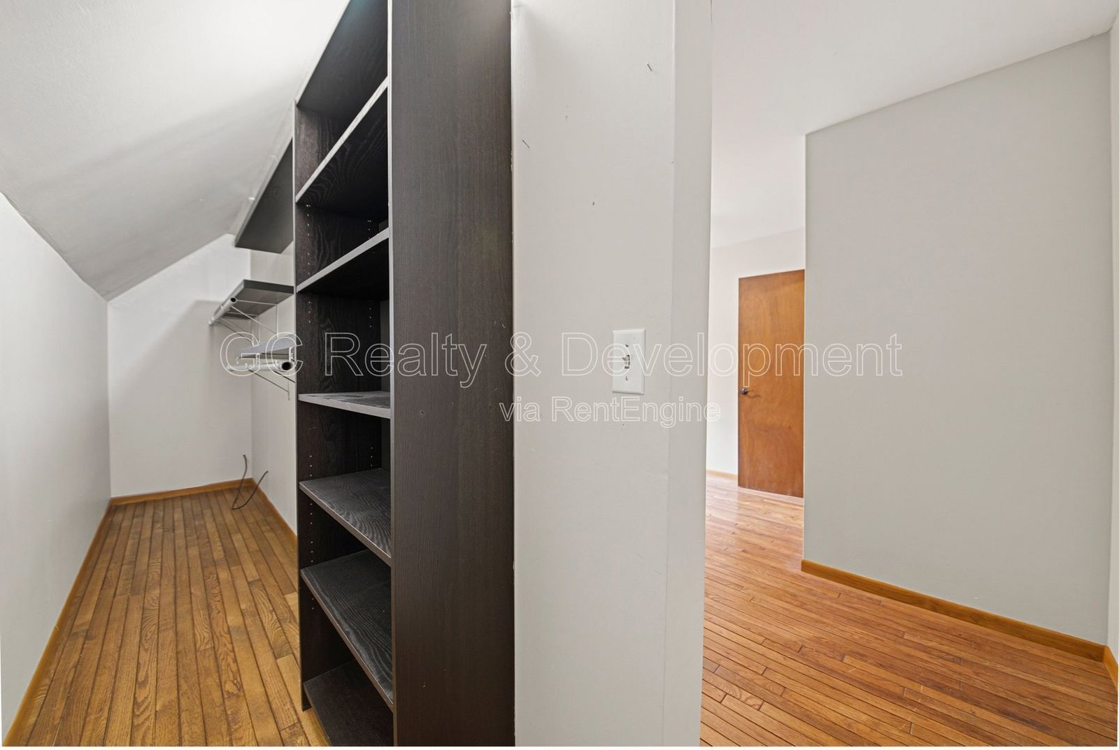 *** 4BR - 2BA / SS APPLIANCES / HARDWOOD FLOORS / CENTRAL AIR / IN-UNIT LAUNDRY / GARAGE / FENCED LOT / AMPLE STORAGE *** property image