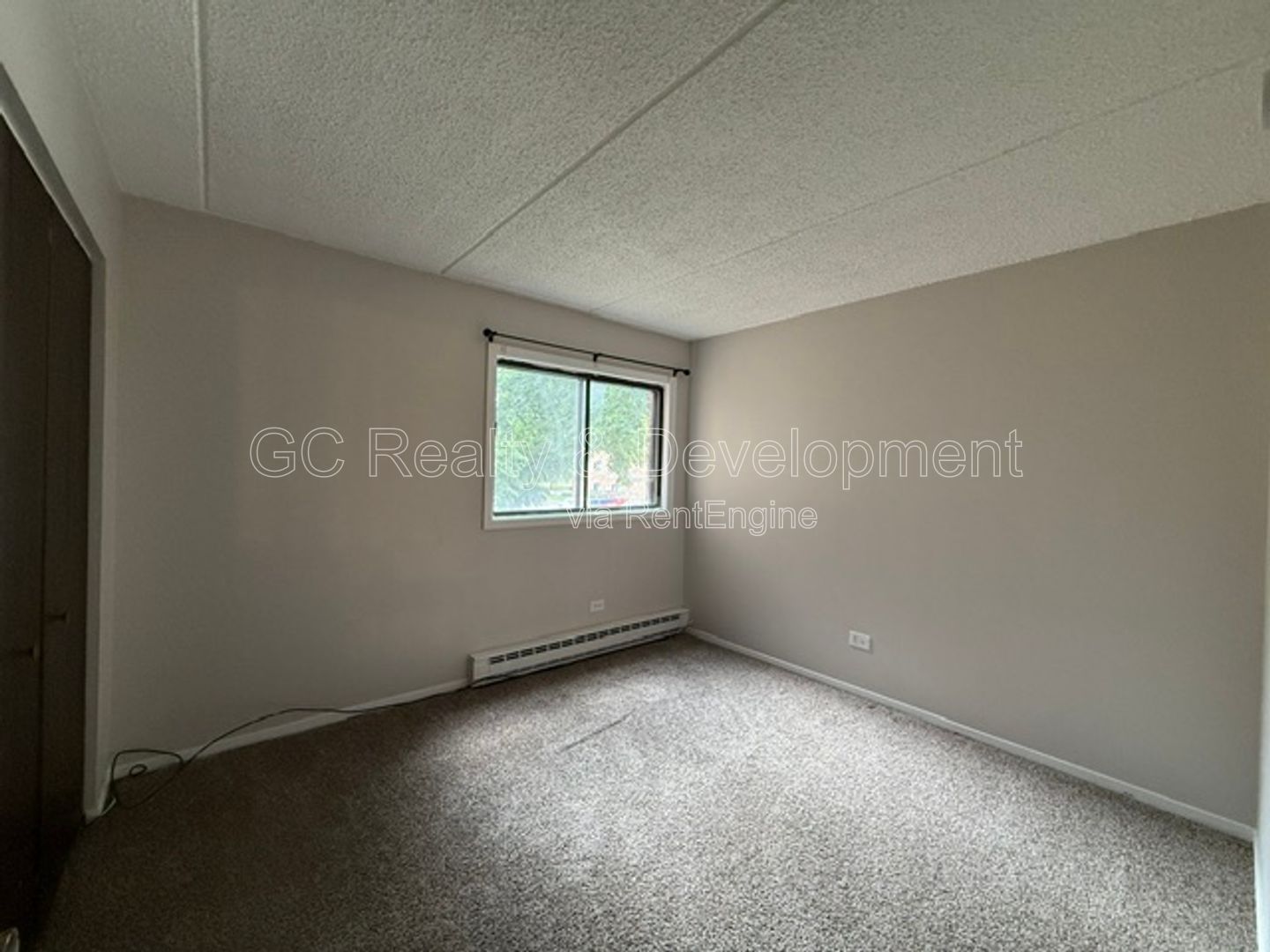 *** 2BR - 2BA / IN UNIT LAUNDRY / CENTRAL AIR / ONLY PAY ELECTRIC *** property image