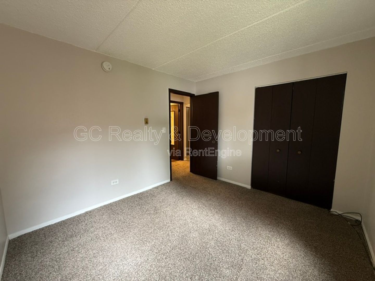 *** 2BR - 2BA / IN UNIT LAUNDRY / CENTRAL AIR / ONLY PAY ELECTRIC *** property image