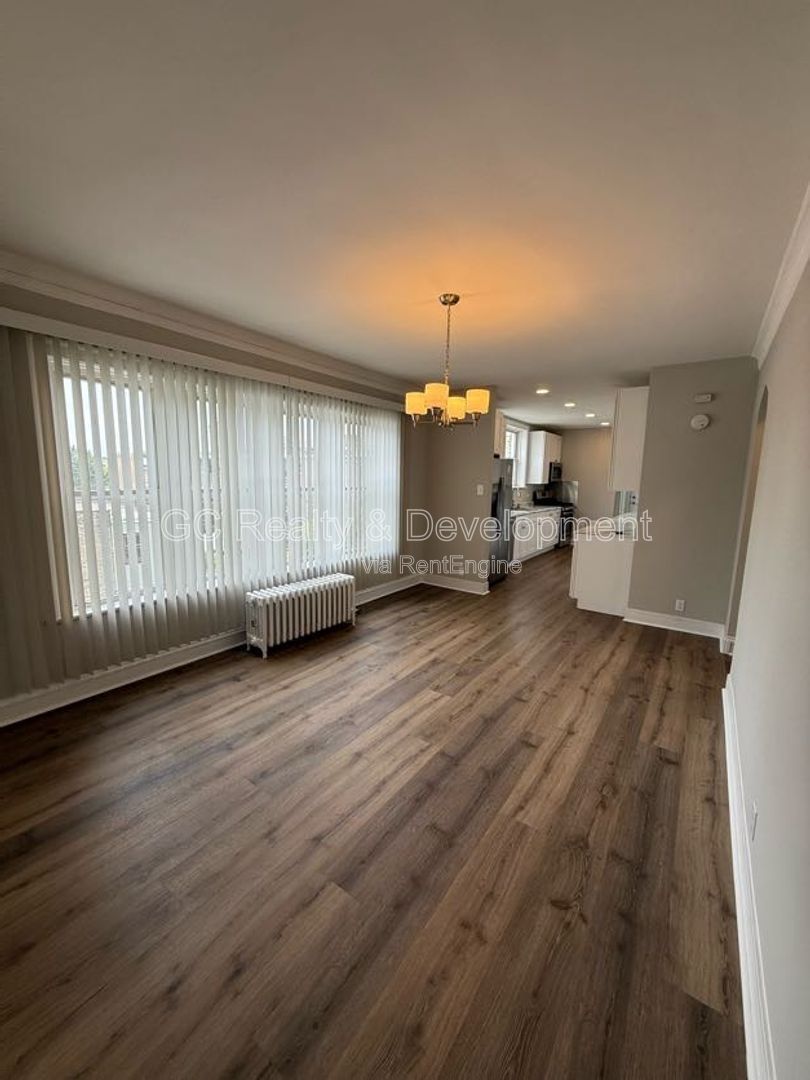 *** 3 BDRM - 1.5 BTH / RECENTLY REHABBED / ONLY PAY ELECTRIC / LAUNDRY ON SITE *** property image