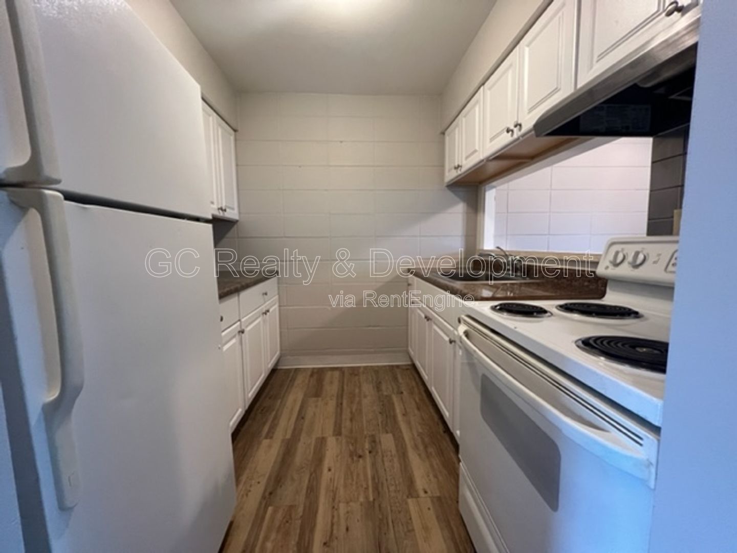 *** COMING SOON 7/21/26! / UPDATED / 2ND FLOOR / 1 BDRM / APPLIANCES INCL / TENANT ONLY PAYS ELECTRIC**** property image