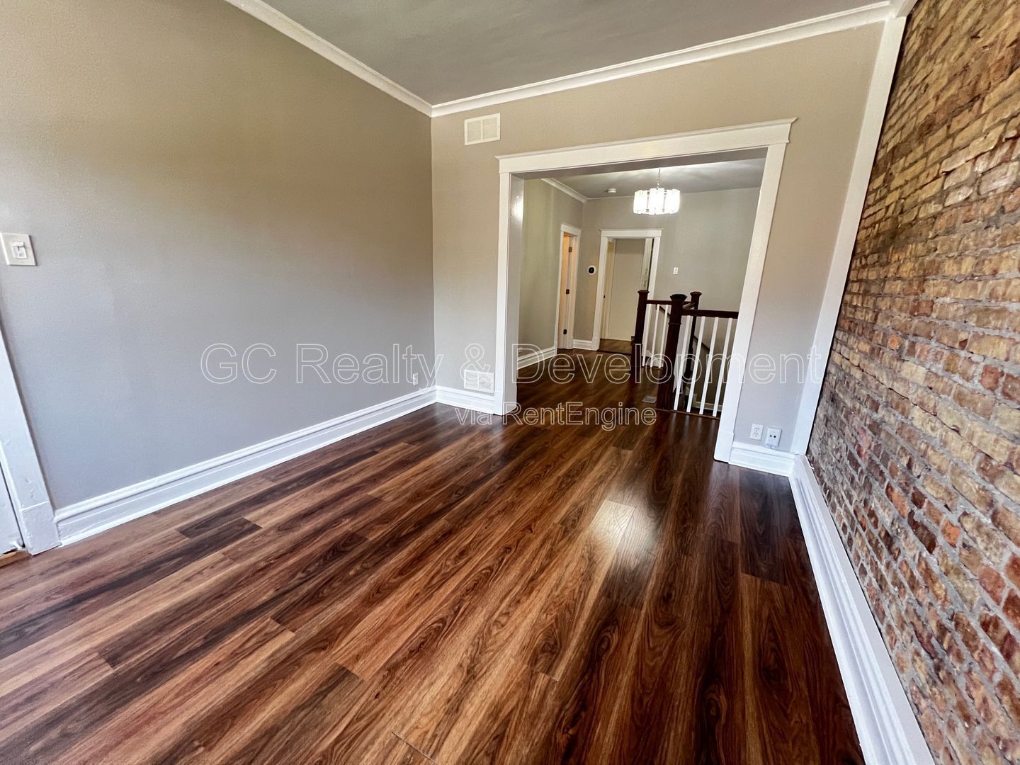*** COMING SOON 07/15/26! / 3 BDRMS - 2 BTH / CENTRAL AIR / SS APPL / FREE LAUNDRY IN BUILDING *** property image