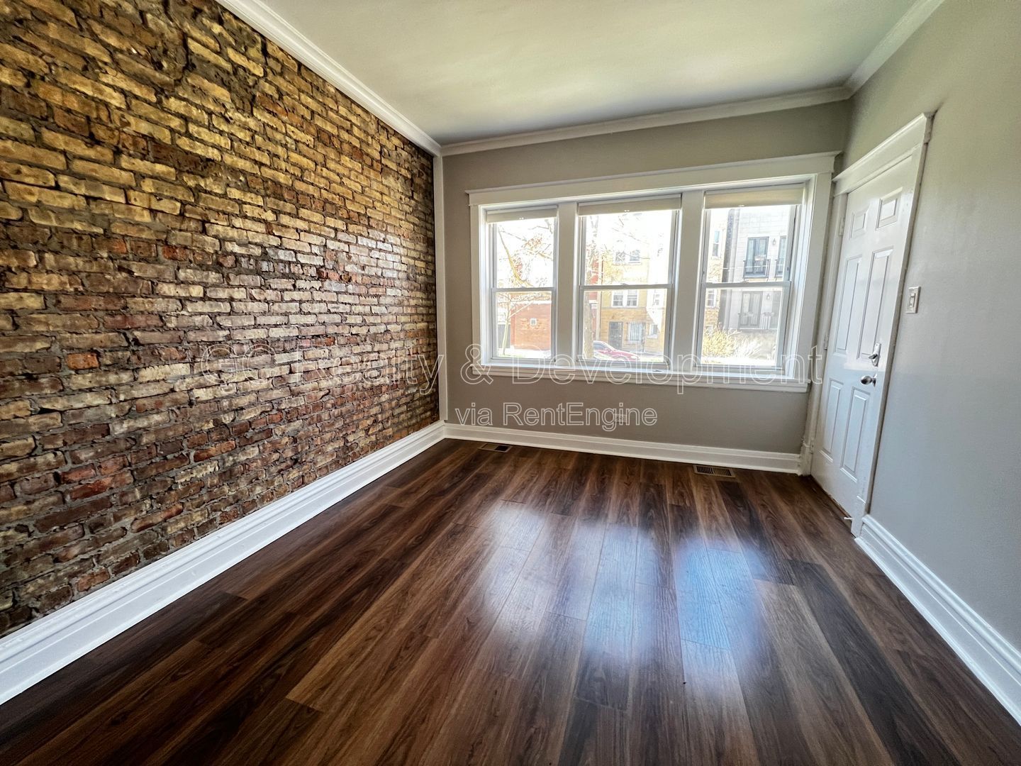 *** COMING SOON 07/15/26! / 3 BDRMS - 2 BTH / CENTRAL AIR / SS APPL / FREE LAUNDRY IN BUILDING *** property image
