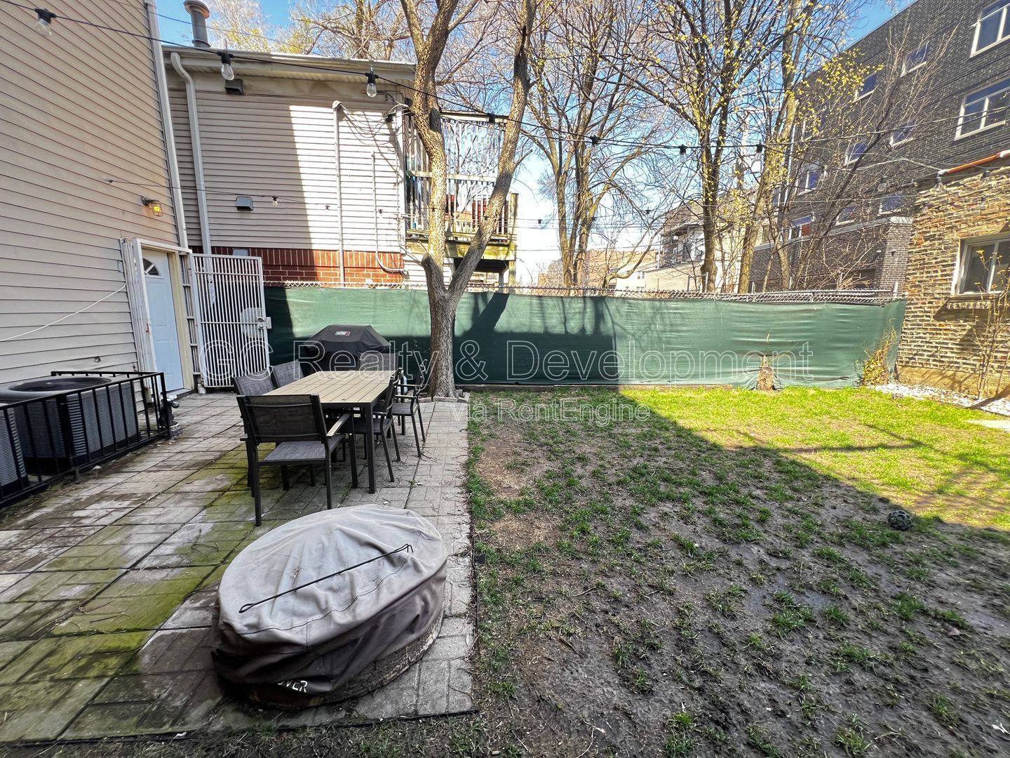 *** COMING SOON 07/15/26! / 3 BDRMS - 2 BTH / CENTRAL AIR / SS APPL / FREE LAUNDRY IN BUILDING *** property image