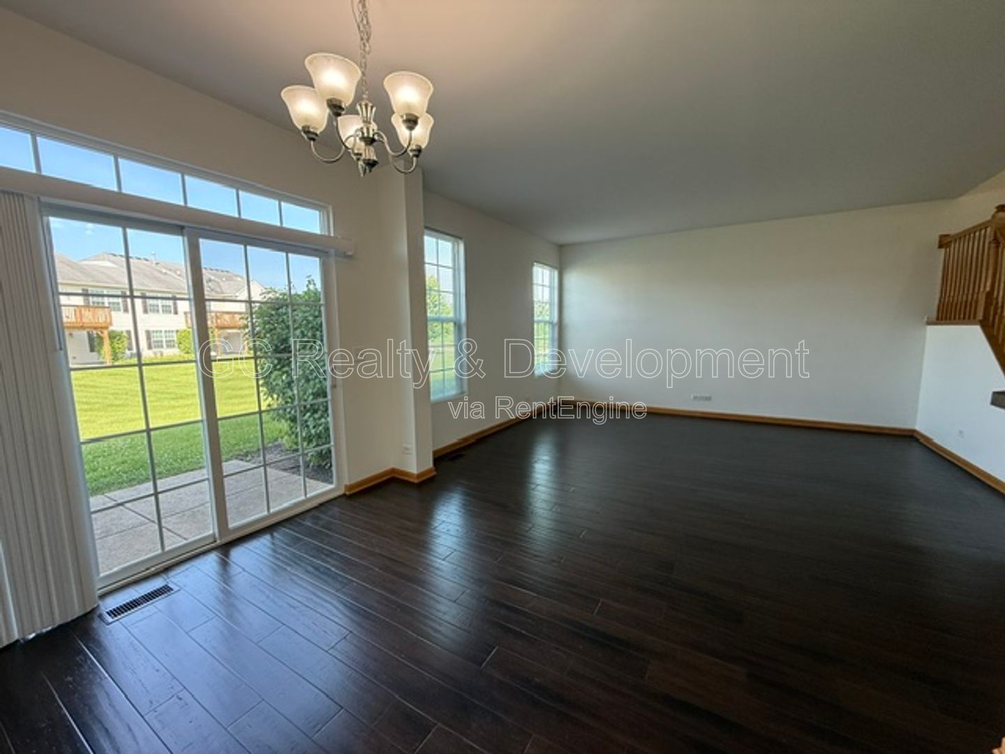*** 3BR - 2.5BA / APPLIANCES INCLUDED / GARAGE / IN-UNIT LAUNDRY / PET FRIENDLY *** property image
