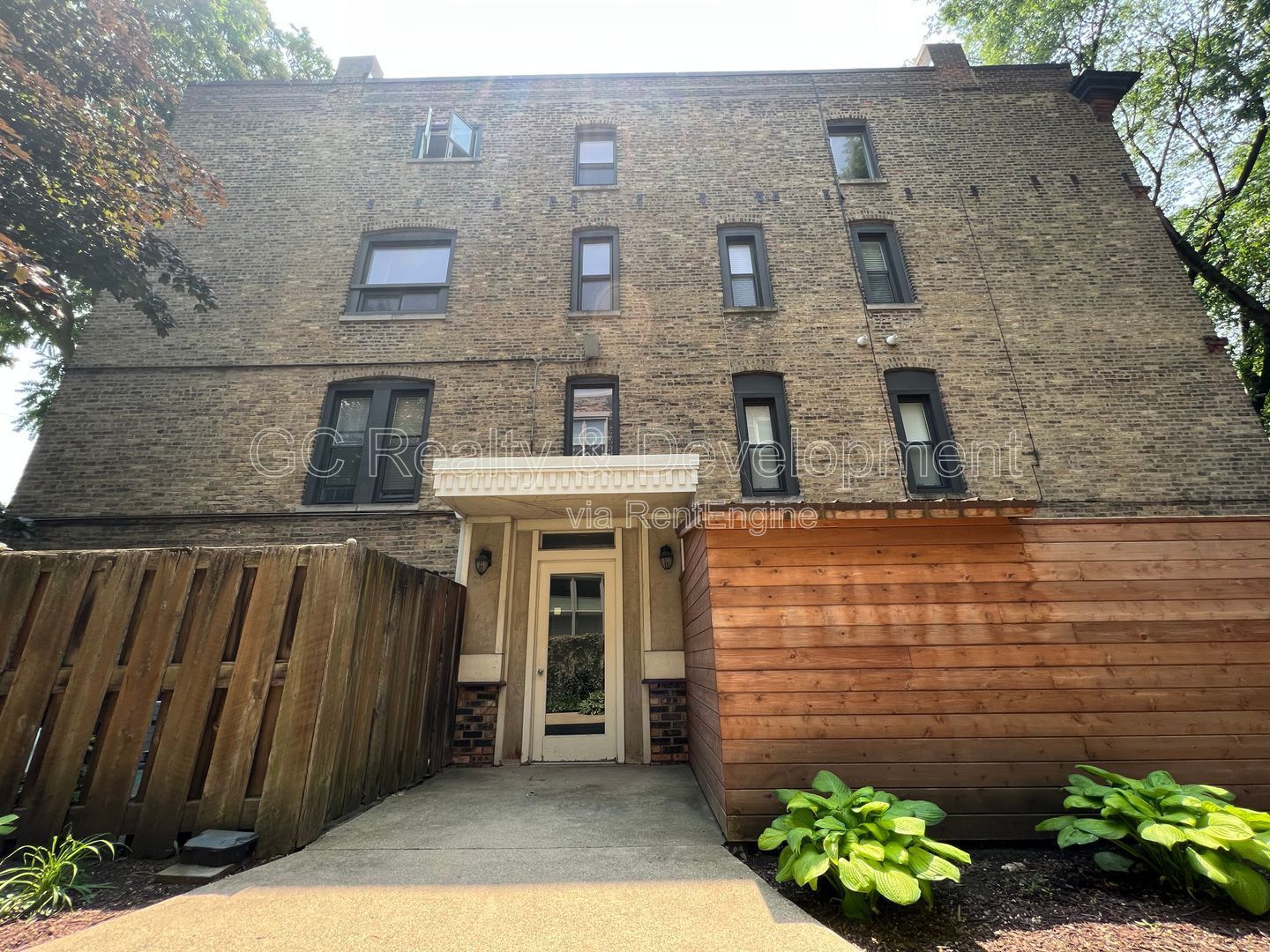 *** AVAILABLE 8/15/26! / LINCOLN PARK LOCATION / 2 BDRM / SS APPL / WASHER & DRYER IN UNIT / PARKING SPACE INCL*** property image