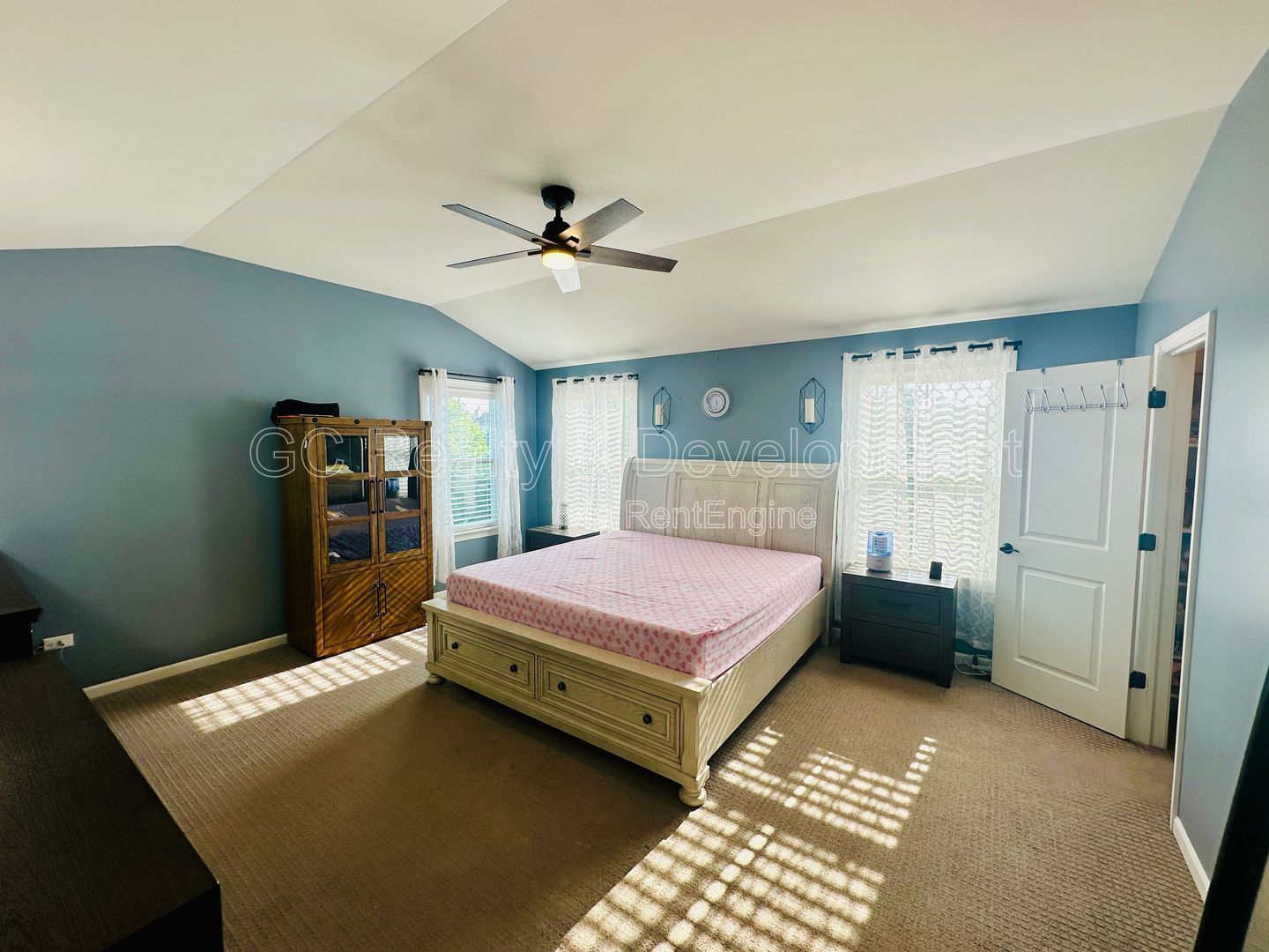 *** COMING SOON 9-15-26! / 2 BED-2.5 BTH / END UNIT / NEWER CONSTUCTION / PET FRIENDLY / 2 CAR GARAGE / HUGE LOFT OR OFFICE*** property image