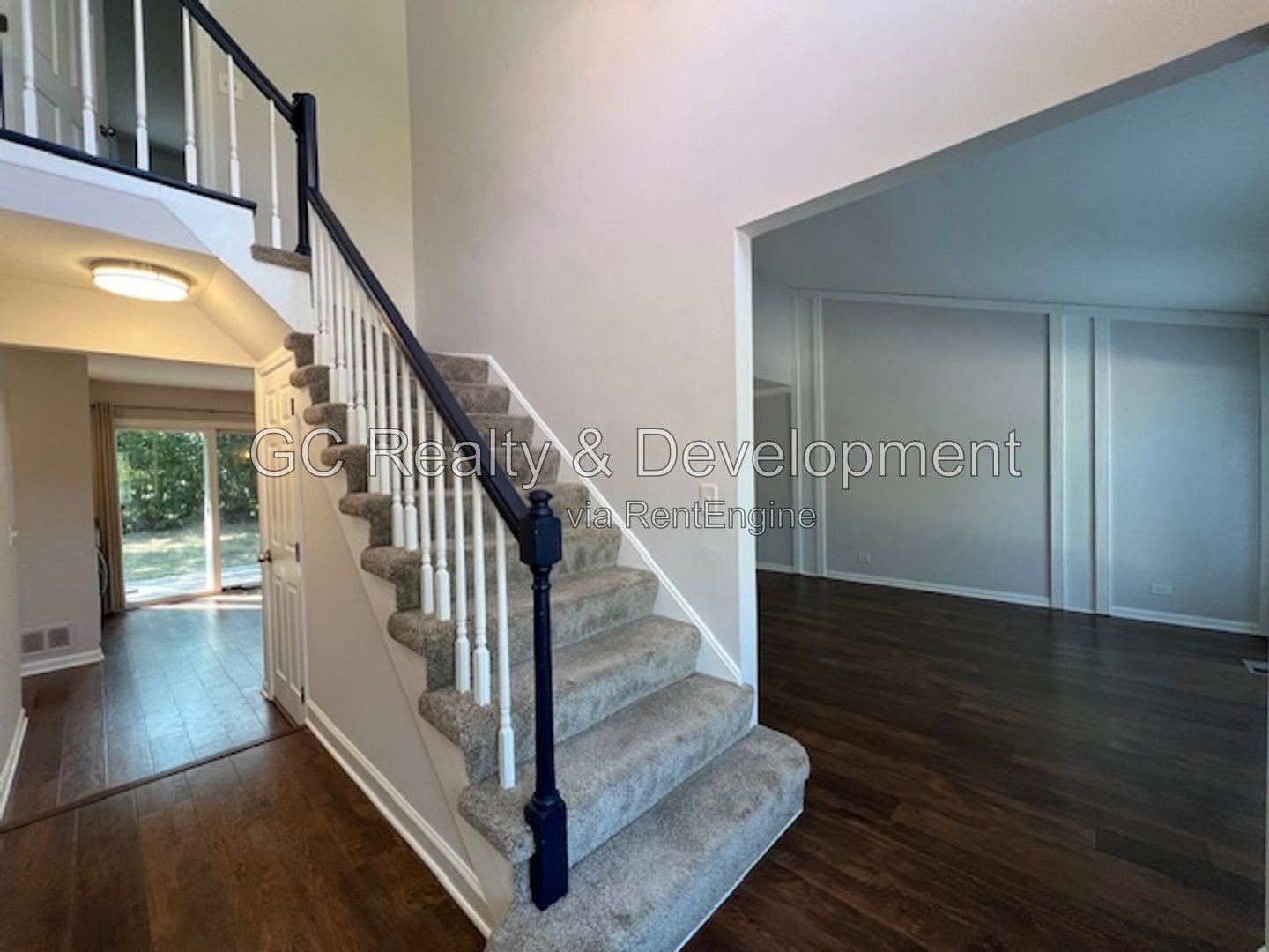 *** RECENTLY UPDATED / SS APPLIANCES / LARGE YARD / FINISHED BASEMENT / CENTRAL AIR / ATTACHED GARAGE *** property image