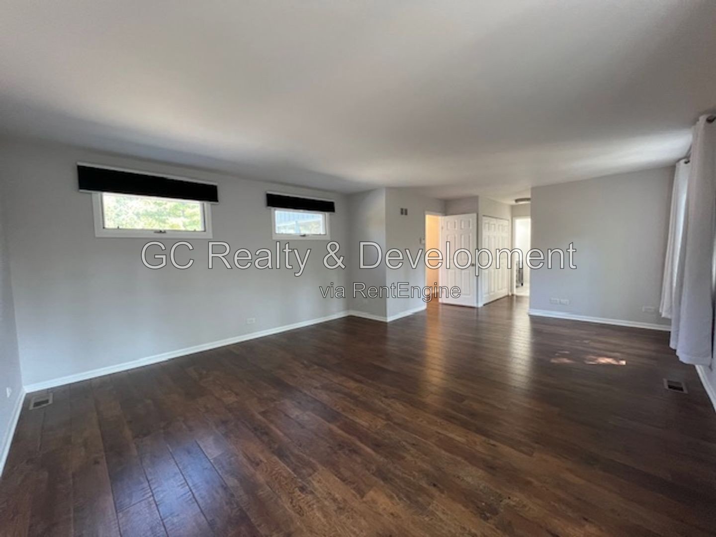 *** RECENTLY UPDATED / SS APPLIANCES / LARGE YARD / FINISHED BASEMENT / CENTRAL AIR / ATTACHED GARAGE *** property image