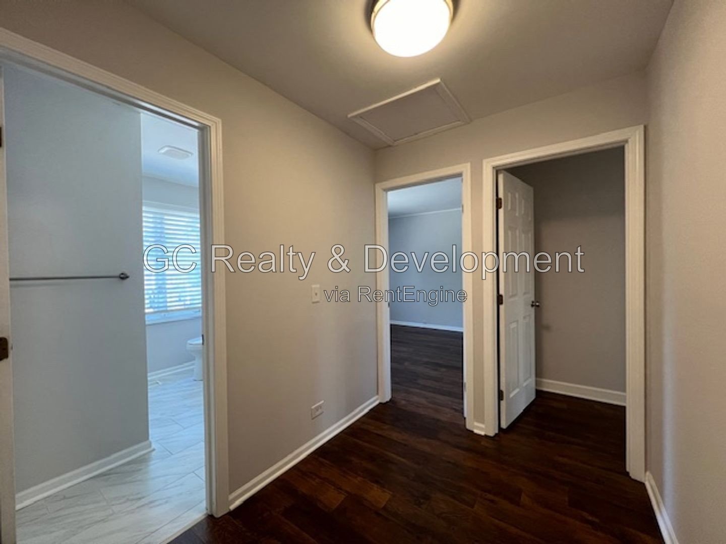 *** RECENTLY UPDATED / SS APPLIANCES / LARGE YARD / FINISHED BASEMENT / CENTRAL AIR / ATTACHED GARAGE *** property image