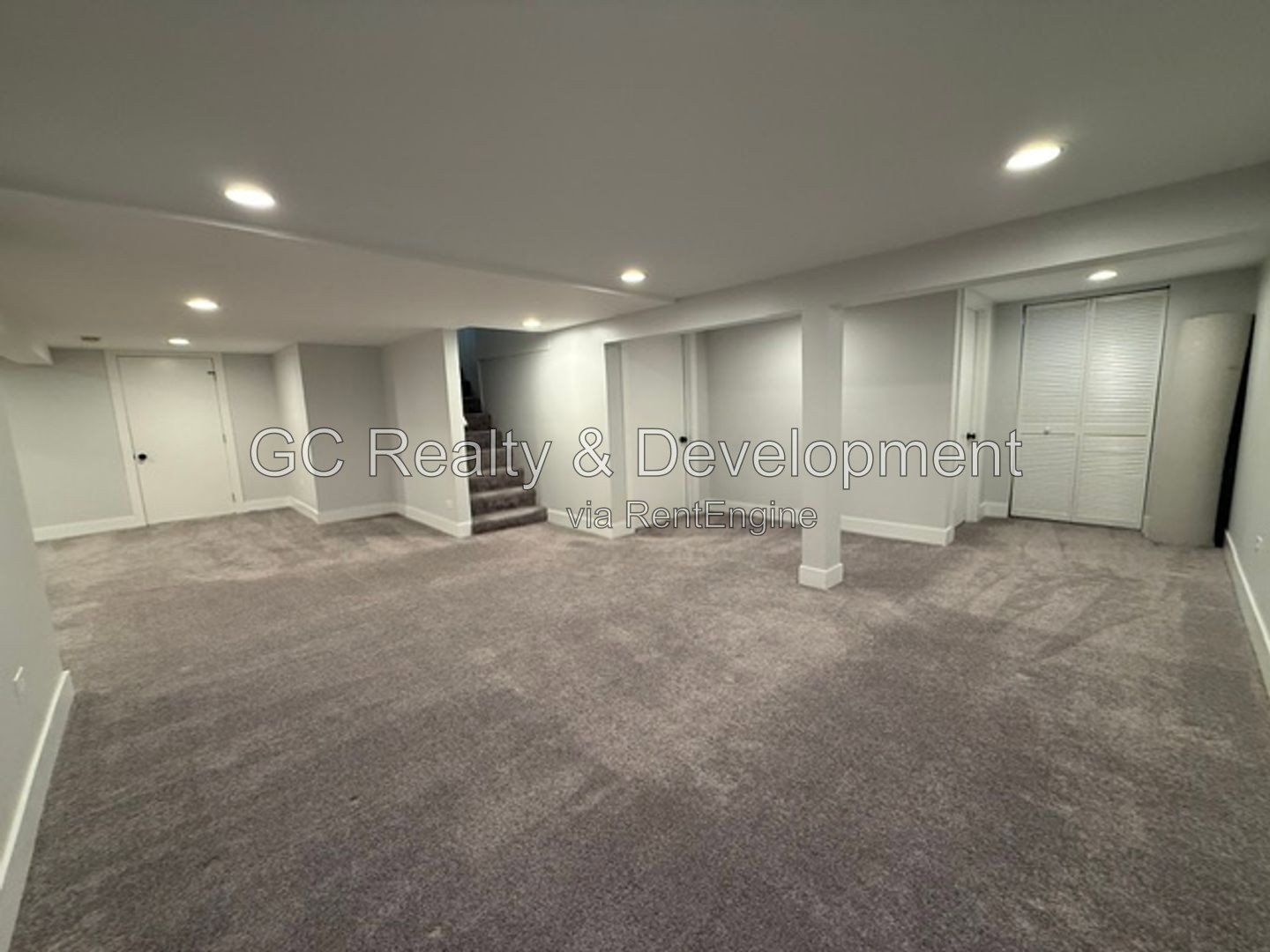*** 3BR-2BA / HARDWOOD FLOORS / SS APPLIANCES / IN-UNIT LAUNDRY / CENTRAL AIR / ATTACHED GARAGE *** property image