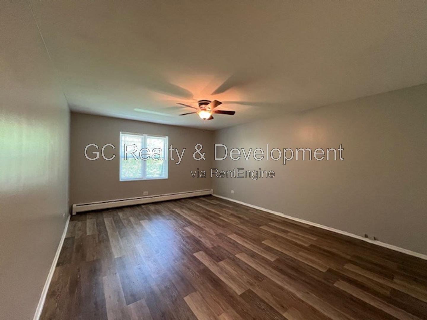 *** WESTMONT / 1BR-1BA / SS APPLIANCES / PARKING INCLUDED / PET FRIENDLY / TENANT PAYS ELECTRIC ONLY / LAUNDRY ON SITE *** property image