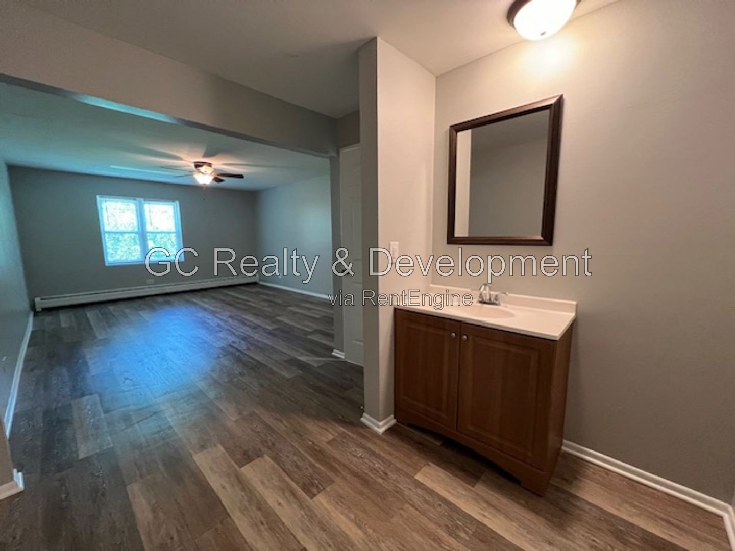 *** WESTMONT / 1BR-1BA / SS APPLIANCES / PARKING INCLUDED / PET FRIENDLY / TENANT PAYS ELECTRIC ONLY / LAUNDRY ON SITE *** property image
