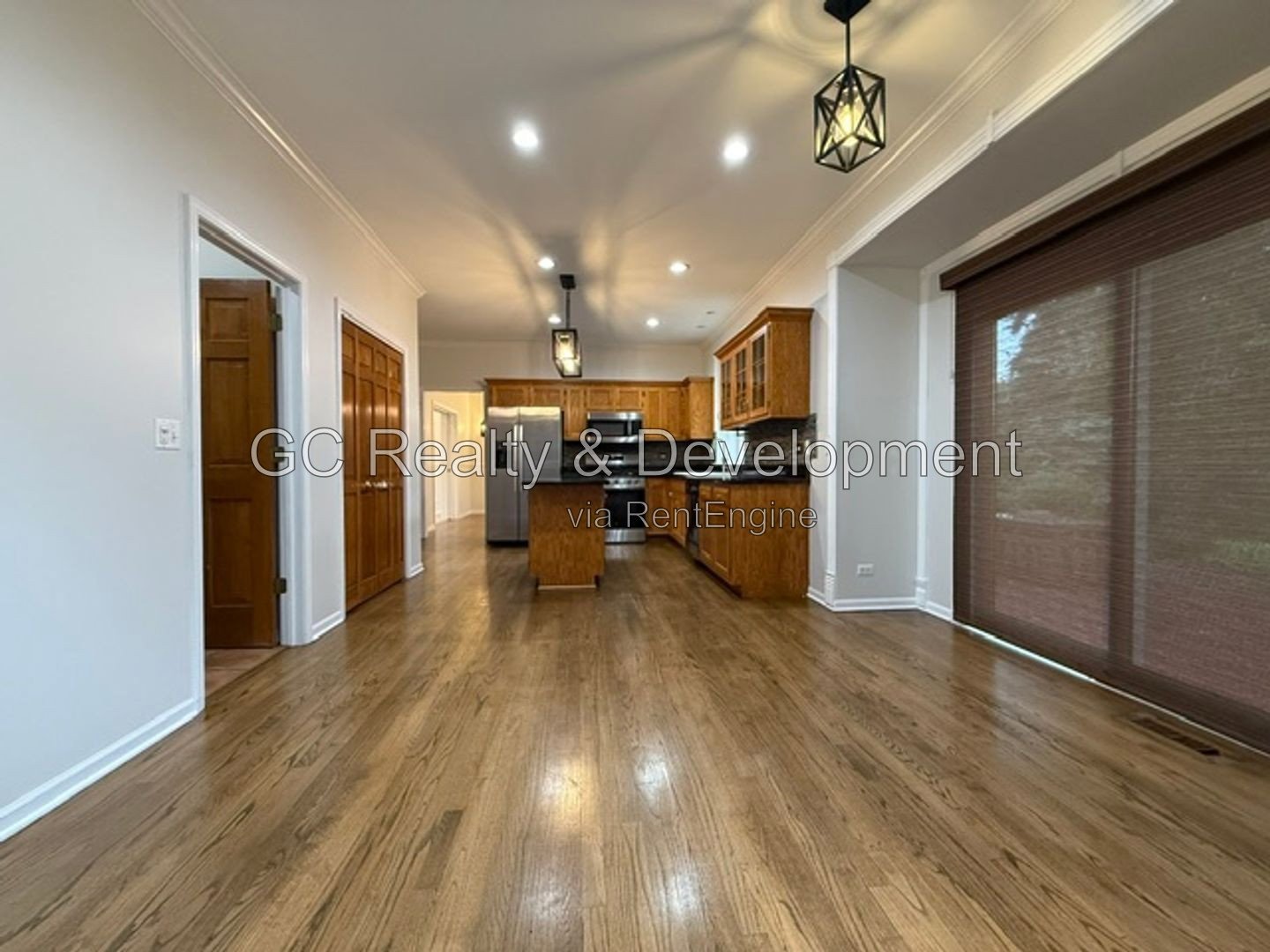 ***   COMING SOON 8/15/26!  / HARDWOOD FLOORS / CENTRAL AC / LAKE VIEWS / LARGE CLOSETS *** property image