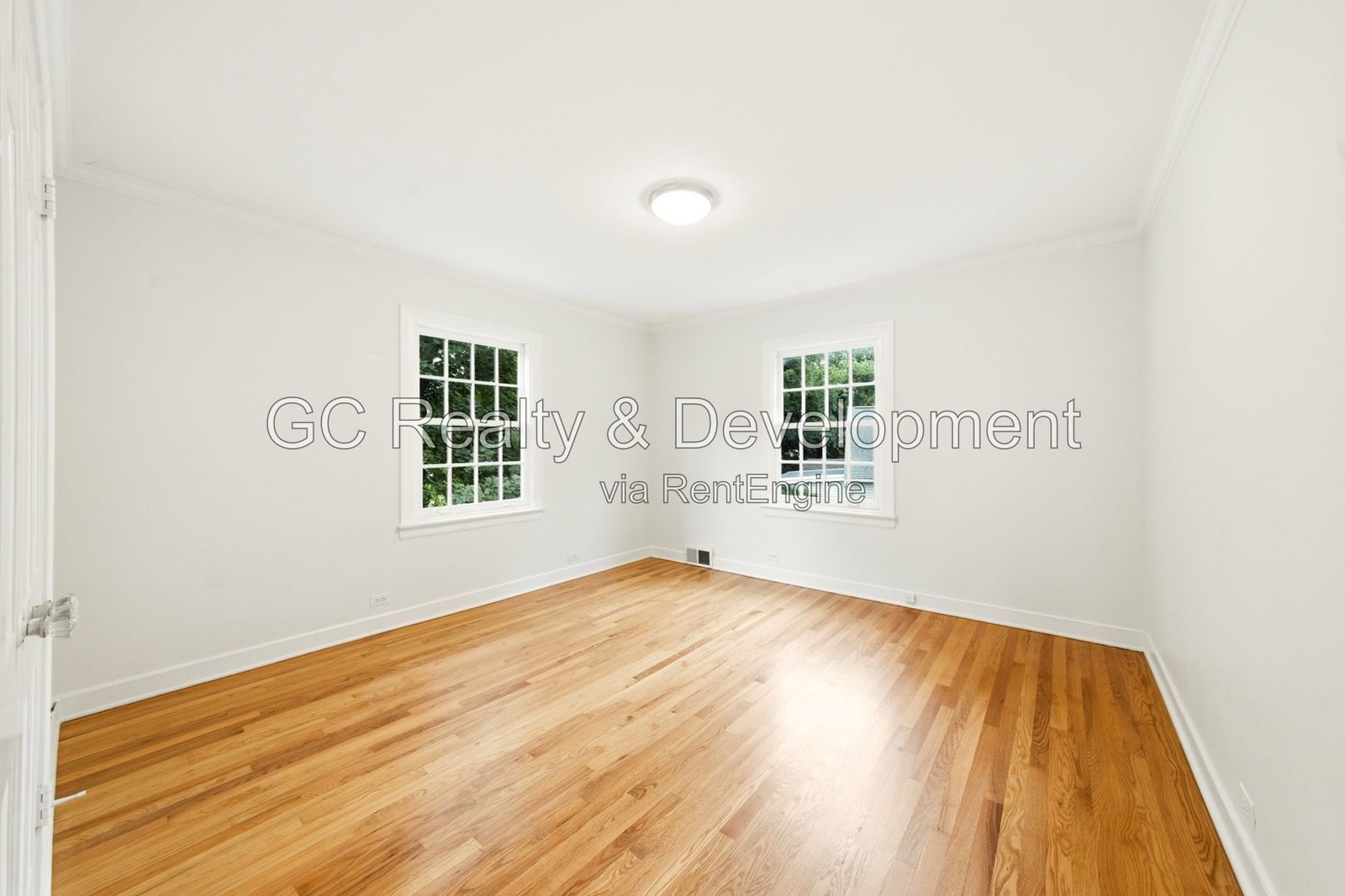 *** 3BR-2.5BA / APPLIANCES INCLUDED / ATTACHED GARAGE / CENTRAL AIR / IN-UNIT LAUNDRY / PET FRIENDLY *** property image