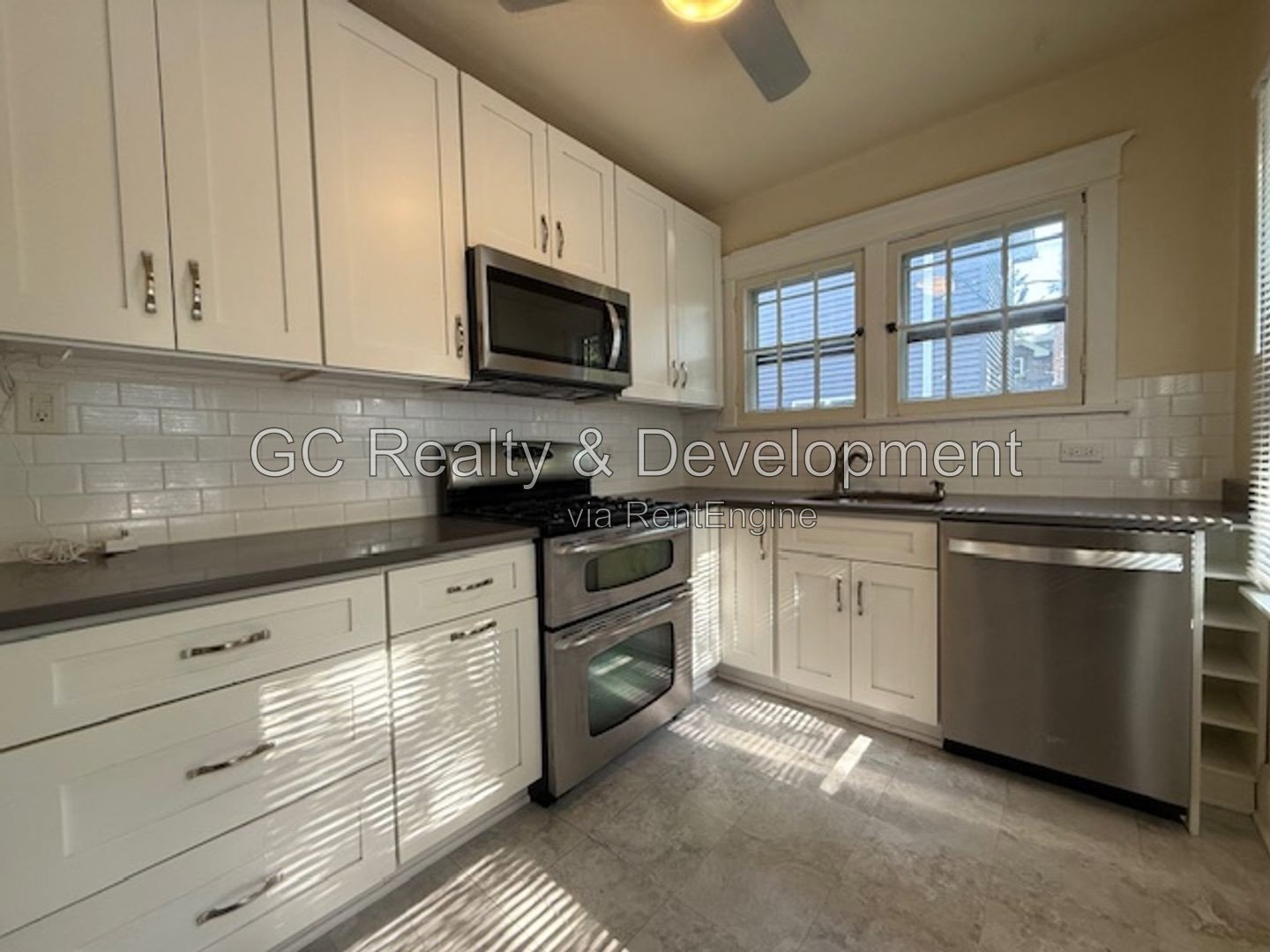 *** 2BR-1BA / FENCED YARD W PATIO / IN-UNIT LAUNDRY / PET FRIENDLY / DETACHED GARAGE / CENTRAL AC *** property image