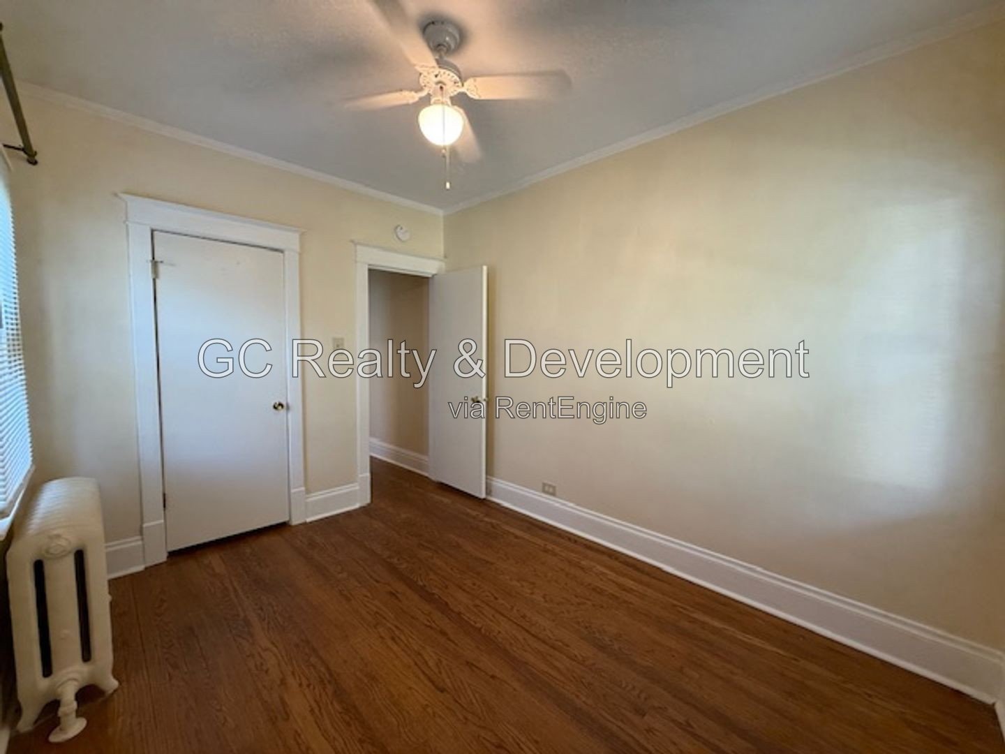 *** 2BR-1BA / FENCED YARD W PATIO / IN-UNIT LAUNDRY / PET FRIENDLY / DETACHED GARAGE / CENTRAL AC *** property image