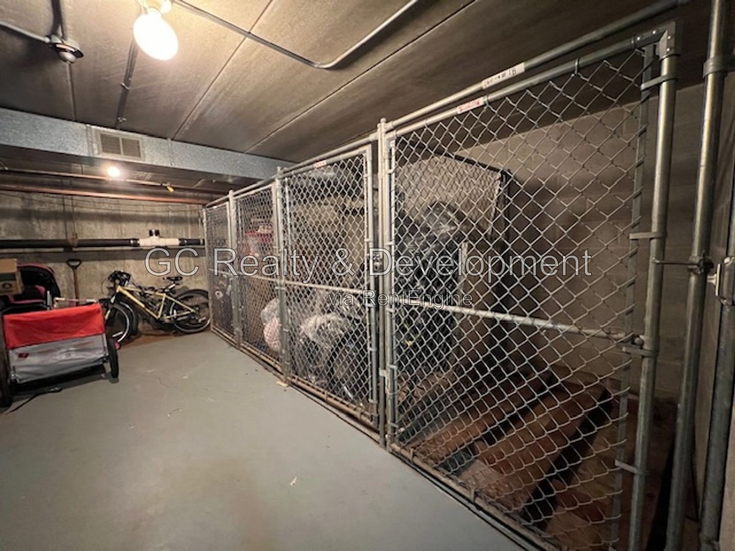 *** 2BR - 1BA / CENTRAL AIR / KITCHEN APPL INCL / ON-SITE LAUNDRY / 2 PARKING SPOTS *** property image