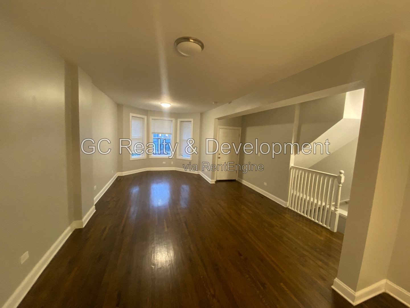 *** LOGAN SQUARE / 4BR-2BR DUPLEX DOWN / SS APPLIANCES / CENTRAL AIR / IN-UNIT LAUNDRY / PET FRIENDLY / HARDWOOD FLOORS / FINISHED BASEMENT *** property image