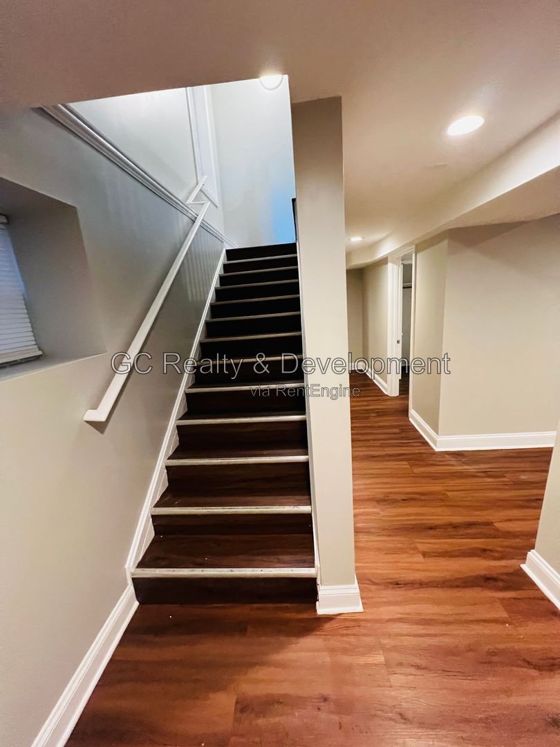 *** LOGAN SQUARE / 4BR-2BR DUPLEX DOWN / SS APPLIANCES / CENTRAL AIR / IN-UNIT LAUNDRY / PET FRIENDLY / HARDWOOD FLOORS / FINISHED BASEMENT *** property image