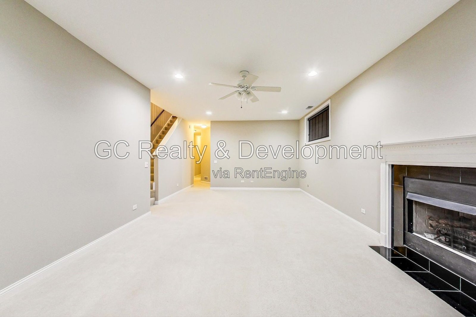 *** 3BR, 3BA / CENTRAL AIR / IN-UNIT LAUNDRY / WALK-IN CLOSETS / SS APPLIANCES / GARAGE / FINISHED BASEMENT / 2400 SF *** property image