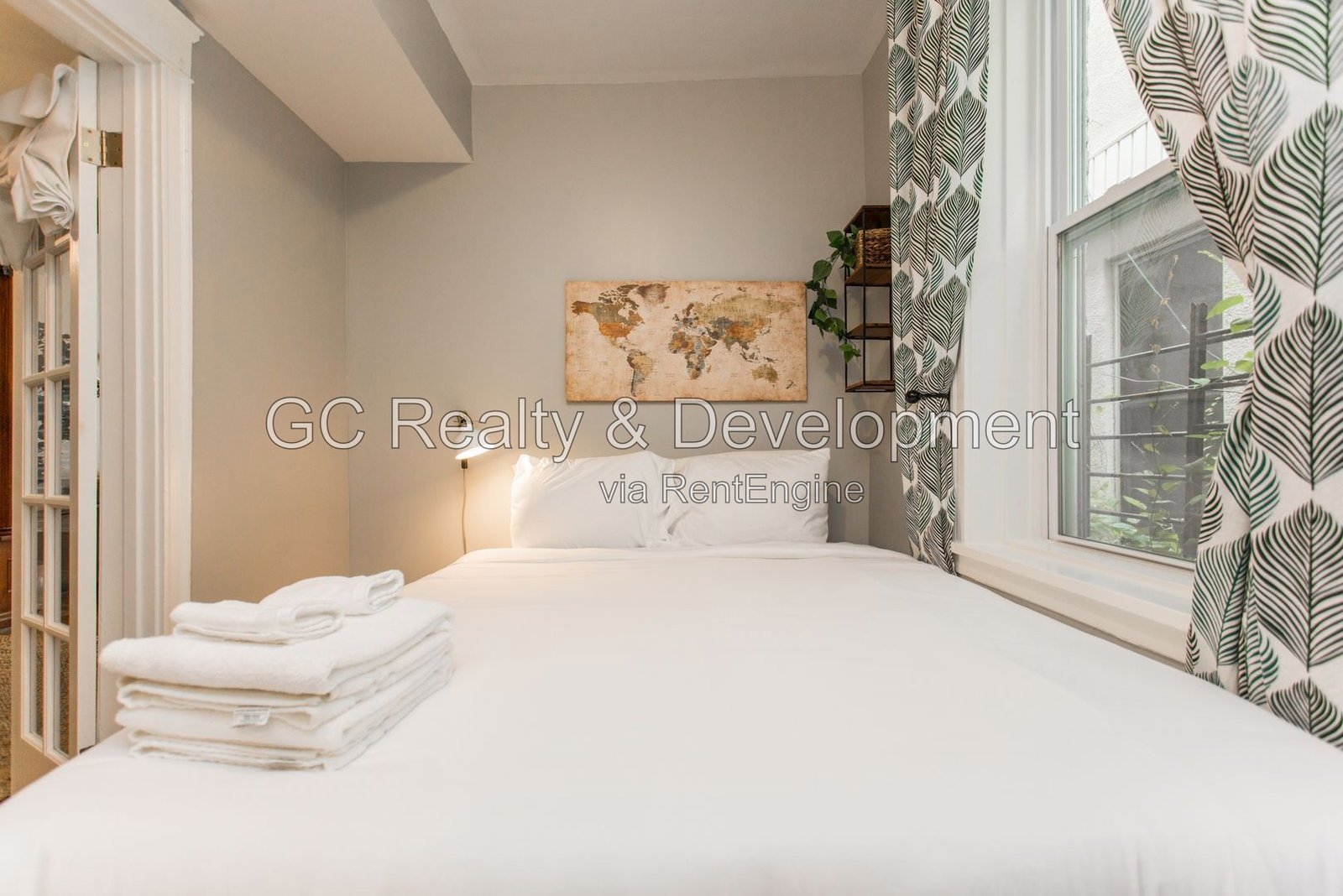 *** COMING SOON 9-23-26! / WICKER PARK / 2 BDRM / W&D IN UNIT / TRASNIT NEARBY / SMALL PETS WELCOME *** property image