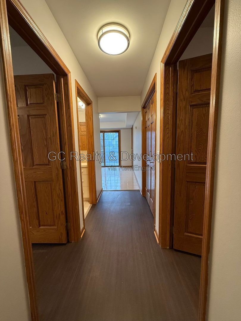 *** BLOOMINGDALE-BROOKDALE ESTATES / 2BR, 2BA / CENTRAL AIR / SS APPLIANCES / PARKING INCL / ON-SITE LAUNDRY*** property image