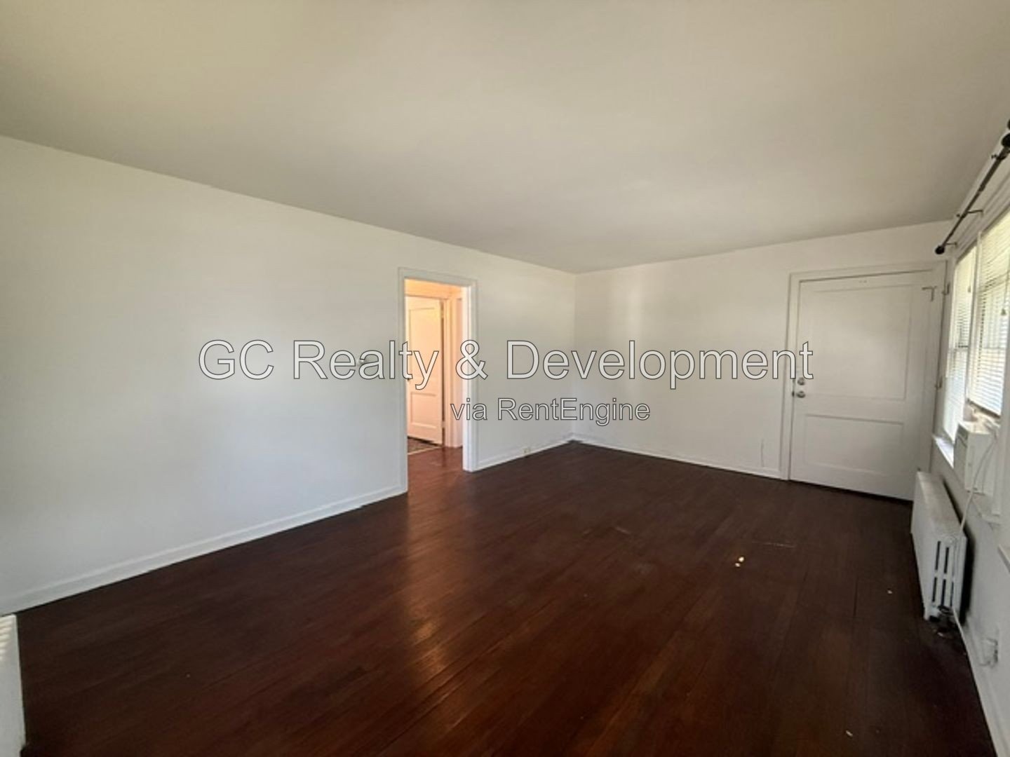 *** 1BR-1BA / KITCHEN APPL INCL / ON-SITE LAUNDRY / PARKING INCL / STORAGE SPACE *** property image