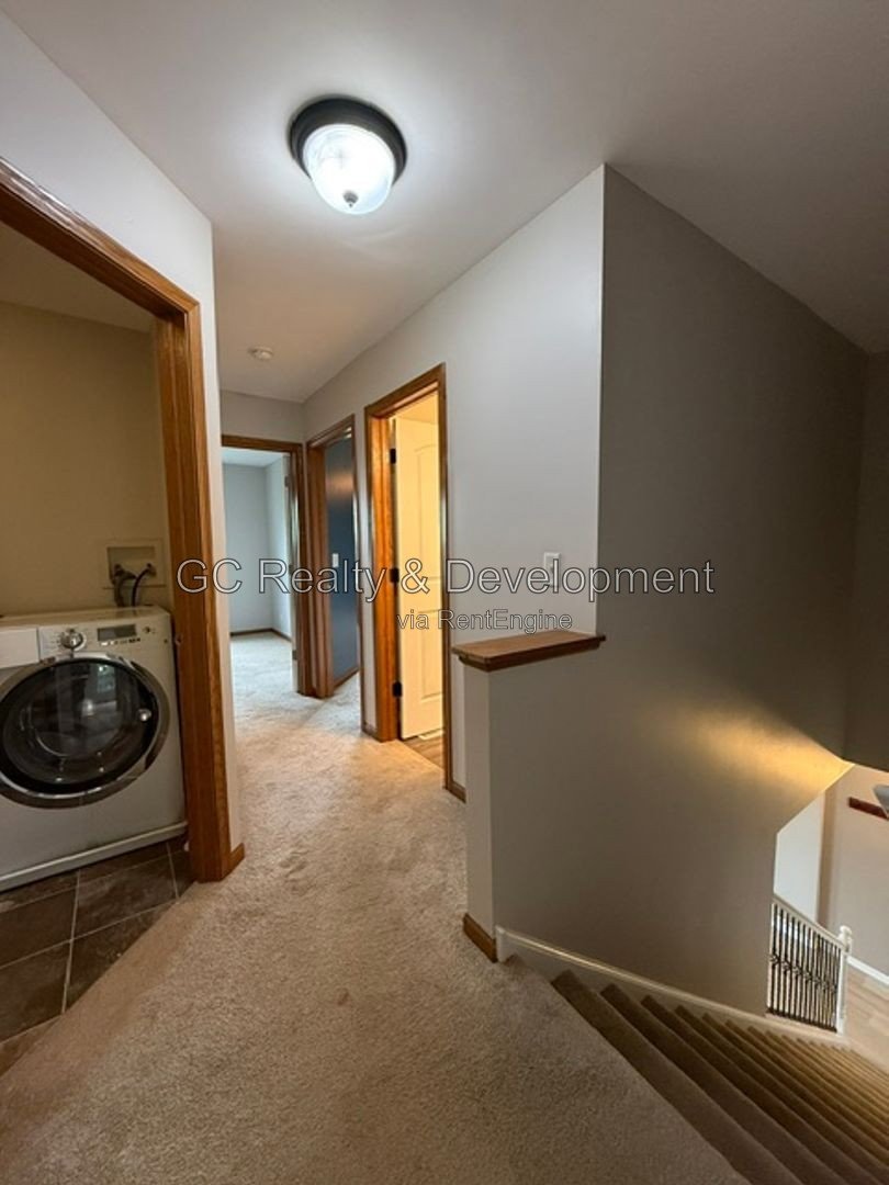 *** 3BR - 1.5BA / CENTRAL AIR / IN-UNIT LAUNDRY / SS APPLIANCES / GARAGE / PET FRIENDLY *** property image