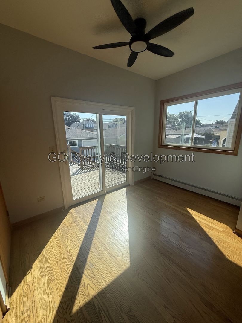 *** 4BR - 2.5BA / CENTRAL AIR / IN-UNIT LAUNDRY / SS APPLIANCES / GARAGE / PET FRIENDLY / FENCED YARD / HARDWOOD FLOORS / FINISHED BASEMENT *** property image