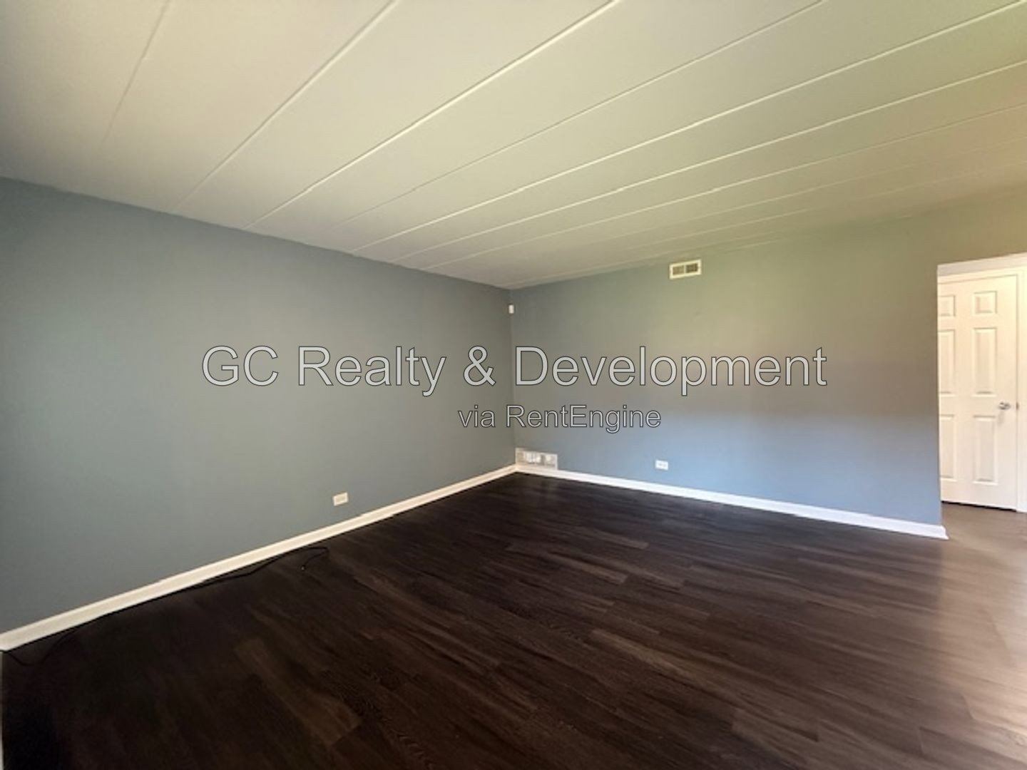 *** RECENTLY UPDATED / CENTRAL AIR / 1 BDRM / APPLIANCES INCL / ONLY PAY ELECTRIC *** property image
