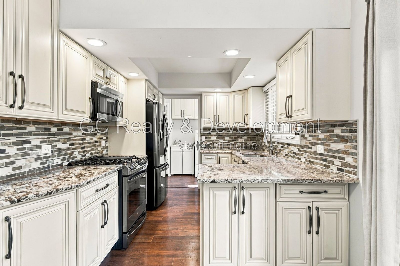 *** 10/15 MOVE-IN SPECIAL: Â½ OFF 2ND MONTHâ€™S RENT / UPDATED 4BR / FINISHED BASEMENT / LARGE YARD / 2-CAR GARAGE *** property image