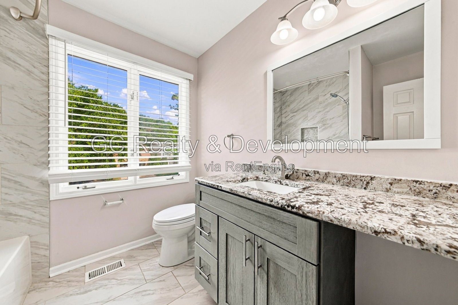 *** 10/15 MOVE-IN SPECIAL: Â½ OFF 2ND MONTHâ€™S RENT / UPDATED 4BR / FINISHED BASEMENT / LARGE YARD / 2-CAR GARAGE *** property image