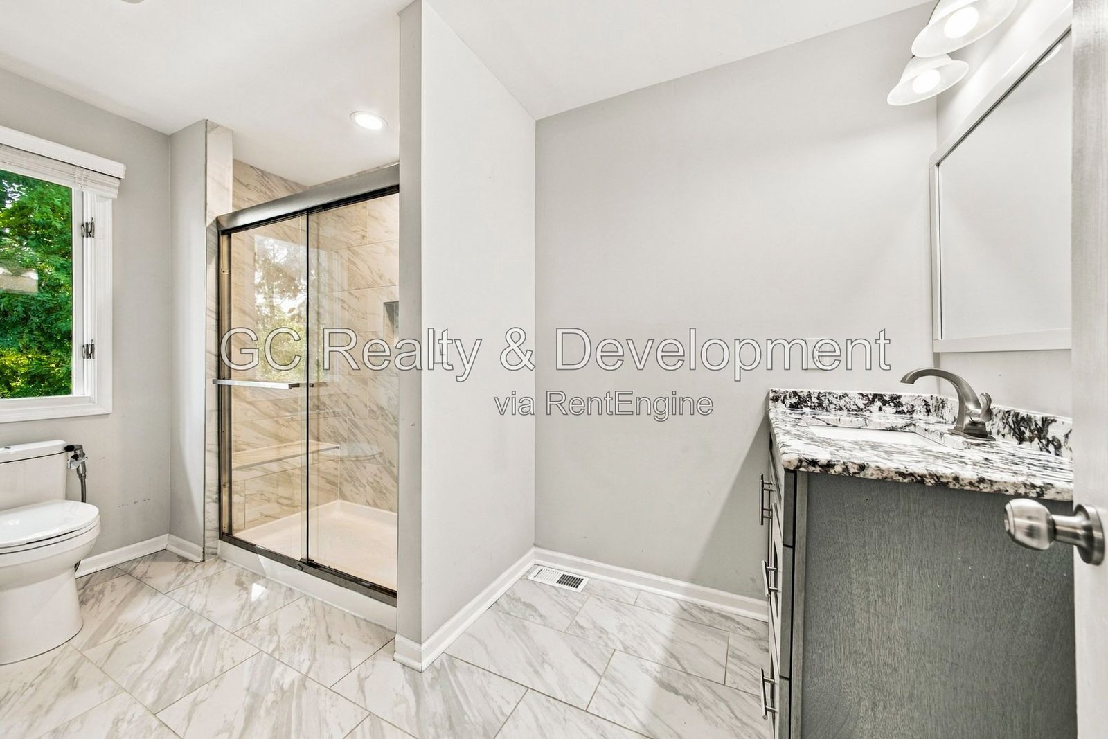*** 10/15 MOVE-IN SPECIAL: Â½ OFF 2ND MONTHâ€™S RENT / UPDATED 4BR / FINISHED BASEMENT / LARGE YARD / 2-CAR GARAGE *** property image