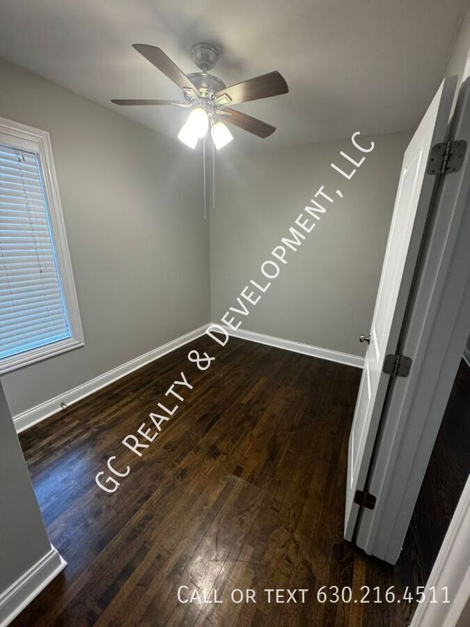 *** 1/2 MO RENT FREE / W&D IN UNIT / GARAGE PARKING / PET FRIENDLY / RESTAURANTS NEARBY / FENCED YARD *** property image