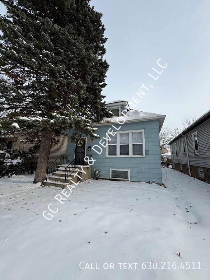 *** 3 BDRM / PET FRIENDLY / COMMUTER AND TRANSIT FRIENDLY *** property image