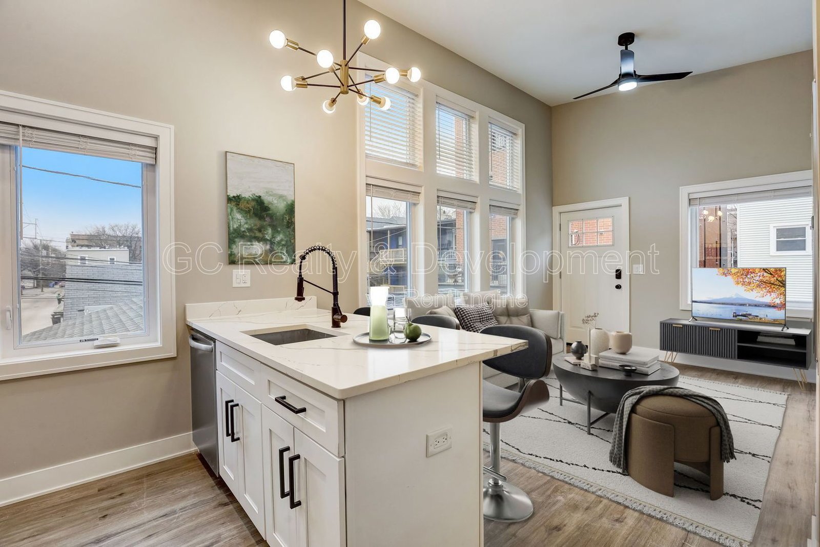 *** AVAIL 5/01/26 / UPDATED 2 BDRM COACH HOUSE / PET FRIENDLY / PARKING INCL / QUARTZ & SS APPL  *** property image