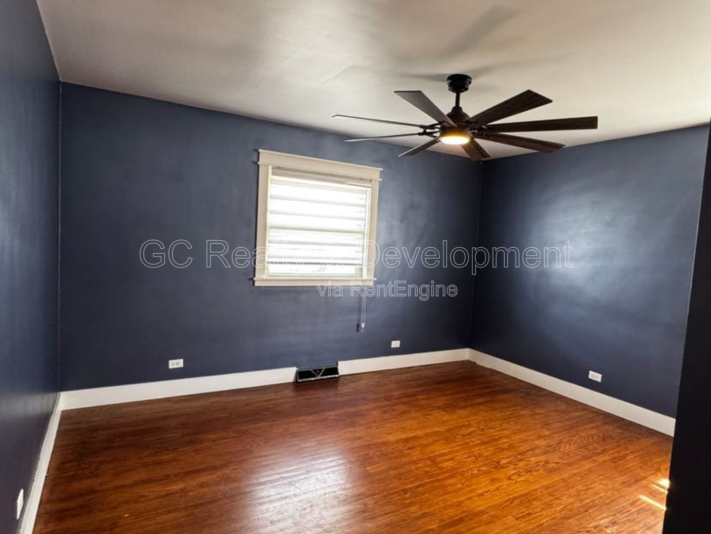 *** RECENTLY UPDATED / 3 BDRM / FRESH PAINT / FENCED YARD / FINISHED BSMT / DETACHED GARAGE *** property image