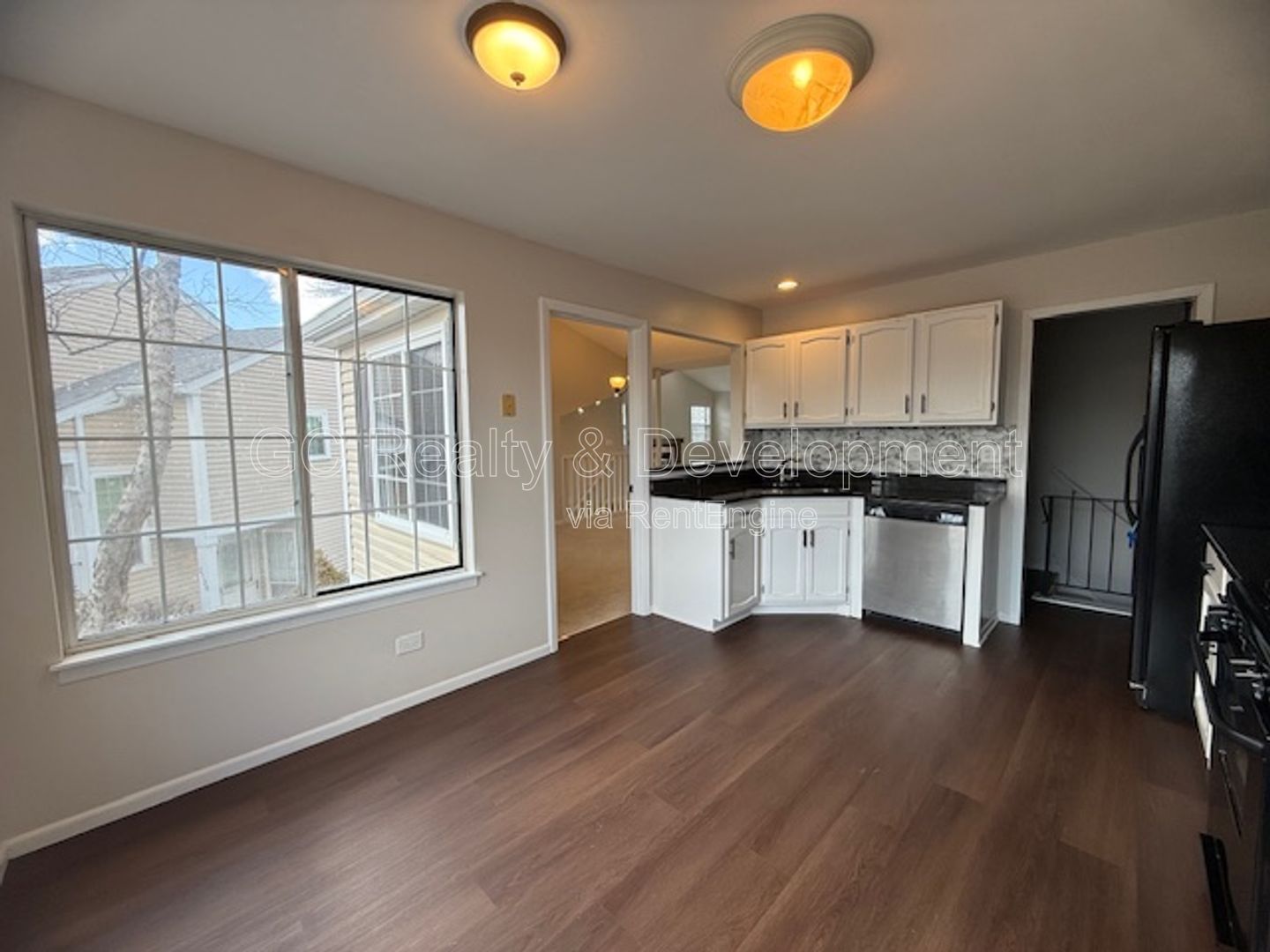 *** PRIME LOCATION / RECENTLY UPDATED / 2 BDRM - 2 BTH / PRIVATE BALCONY / ATTACHED GARAGE *** property image