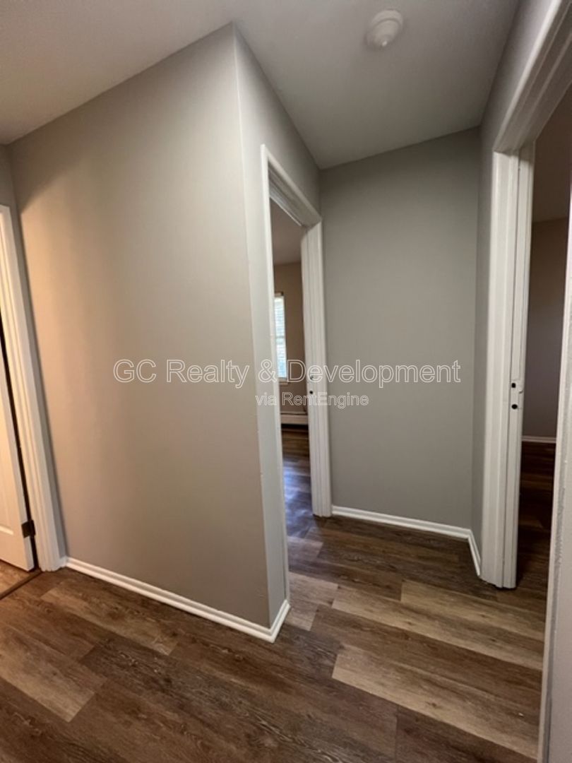 *** COMING SOON 5/15/26! / LARGE UPDATED 2 BEDROOM / TENANT PAY ELECTRIC ONLY / LAUNDRY ON SITE *** property image
