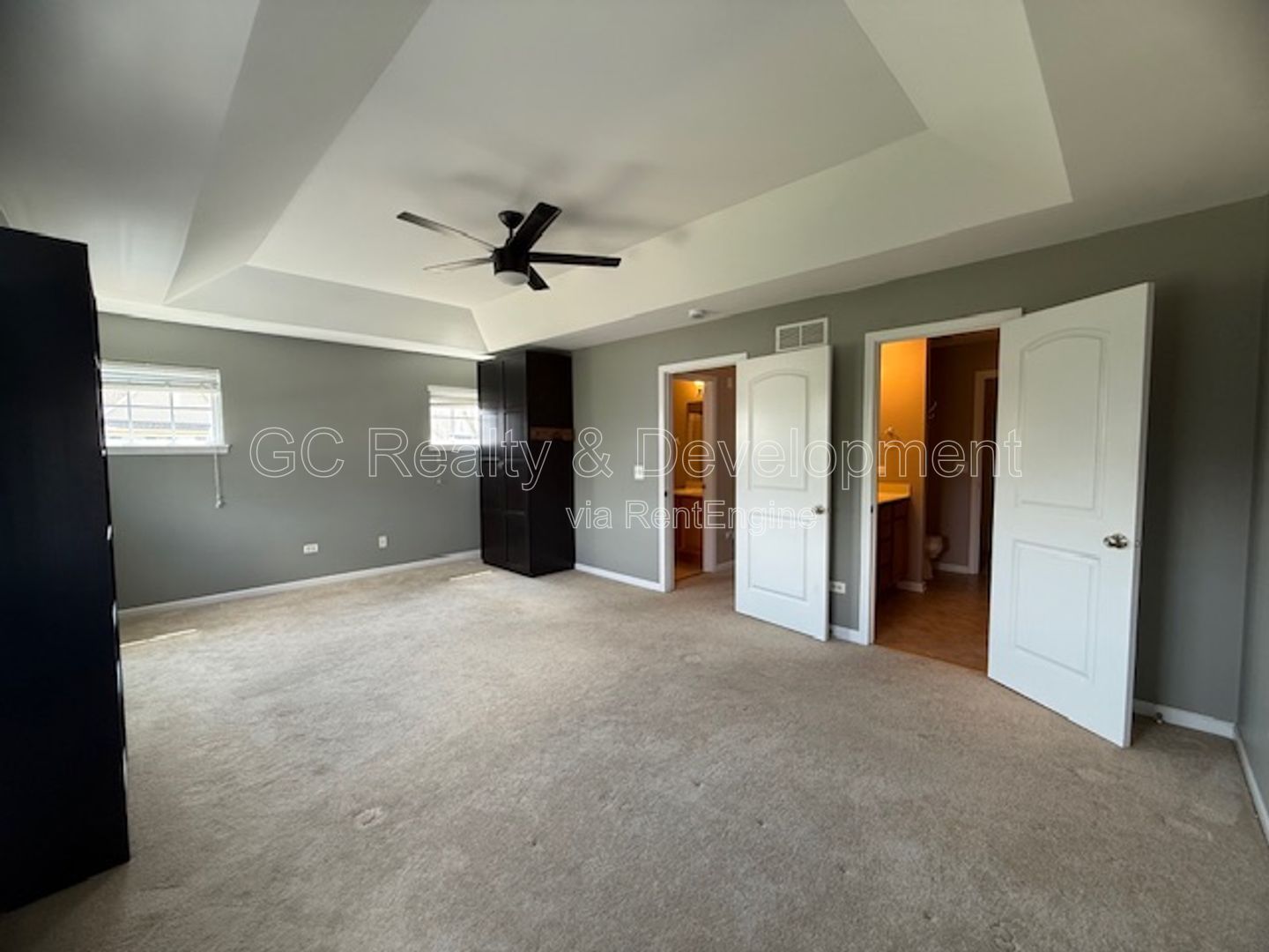 *** 3BR TOWNHOME + FINISHED BASEMENT / 2 CAR GARAGE / AMENITIES *** property image