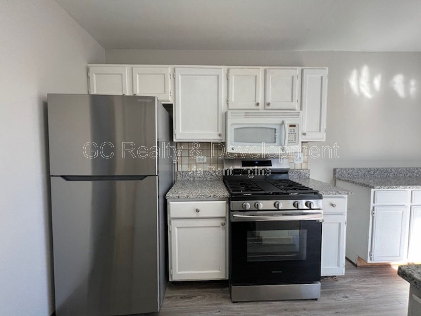*** COMING SOON 5/15/26! / 2 BDRM - 2 BTH / SCHOOL DISTRICT 68 / 2ND FLOOR UNIT / PET FRIENDLY / ATTACHED GARAGE  *** property image