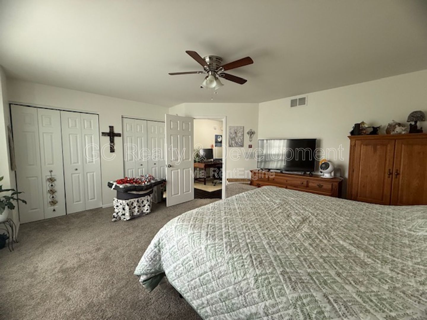 *** 2BDRM - 2BTH TOWNHOME IN TUSCANY WOODS / LOFT + FINISHED LOWER LEVEL | PET FRIENDLY property image