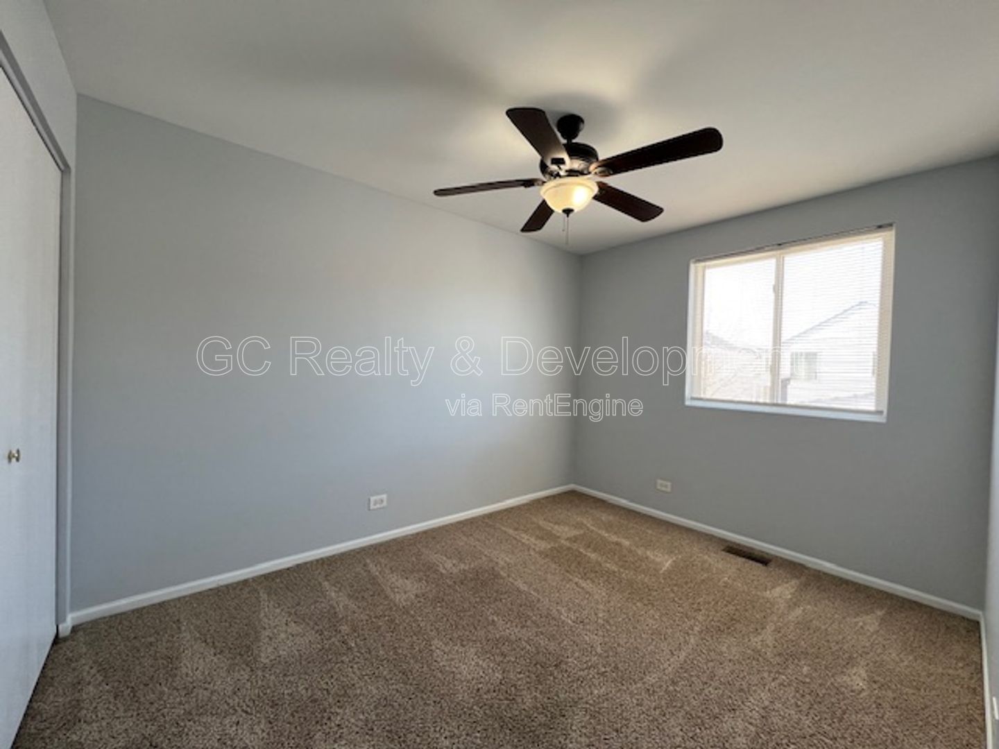 *** COMING SOON 5/15/26! / 3 BDRM - 2.5 BTH / RECENTLY UPDATED / PET FRIENDLY / W&D IN UNIT / SS APPL / FRONT PORCH *** property image